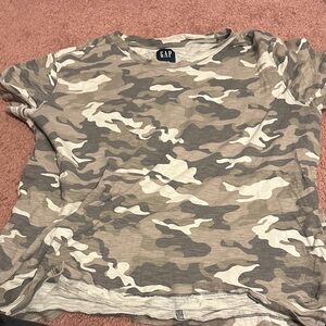 GAP Tan and Cream Camouflage Tee